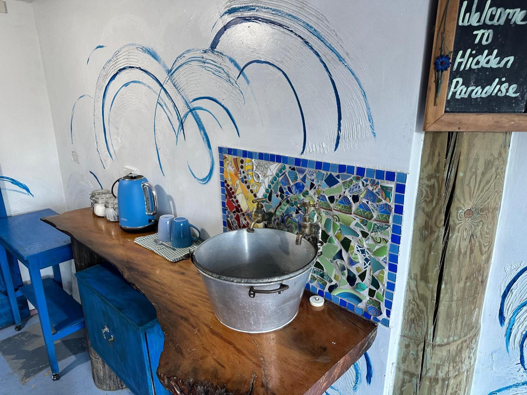 Cooks Beach Holiday Home Екстериор снимка