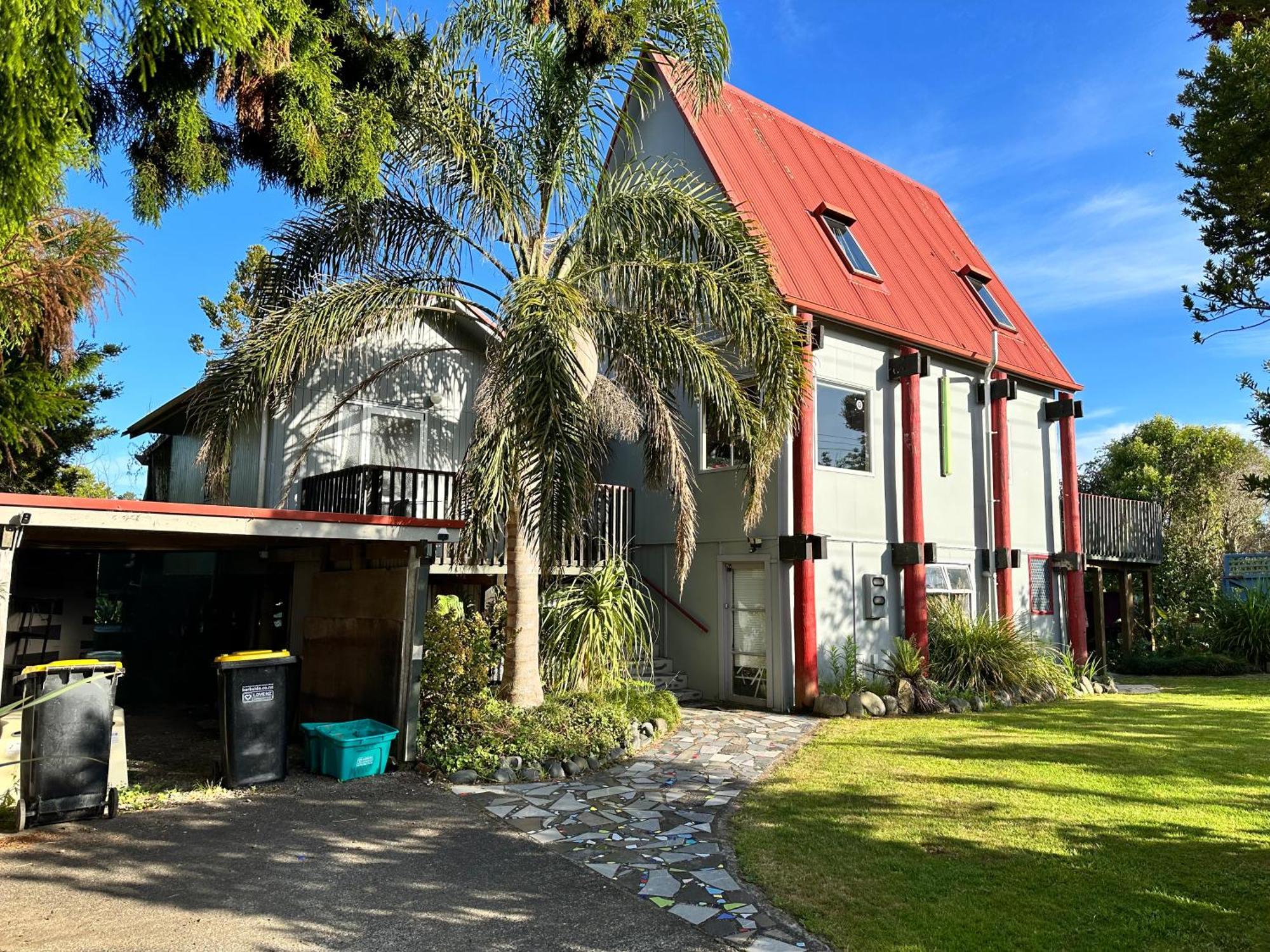 Cooks Beach Holiday Home Екстериор снимка