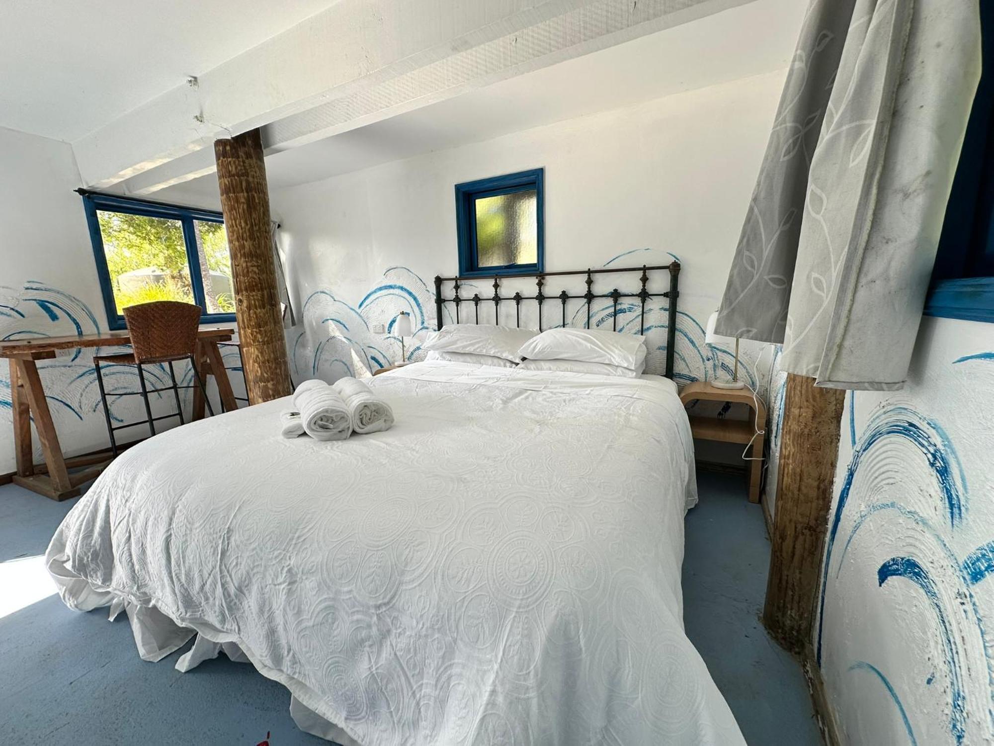 Cooks Beach Holiday Home Екстериор снимка