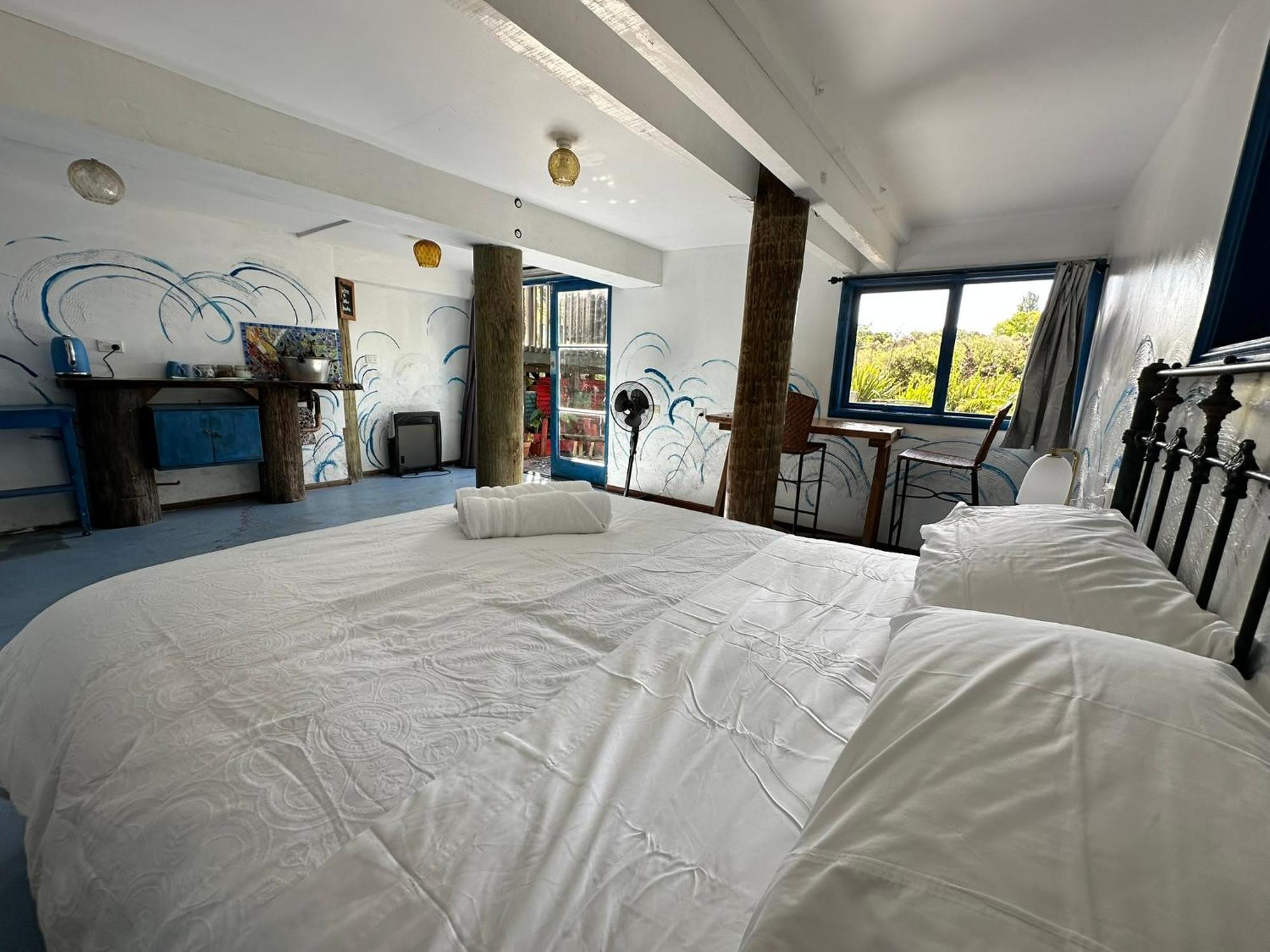 Cooks Beach Holiday Home Екстериор снимка